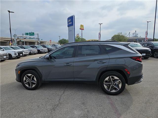new 2025 Hyundai Tucson car