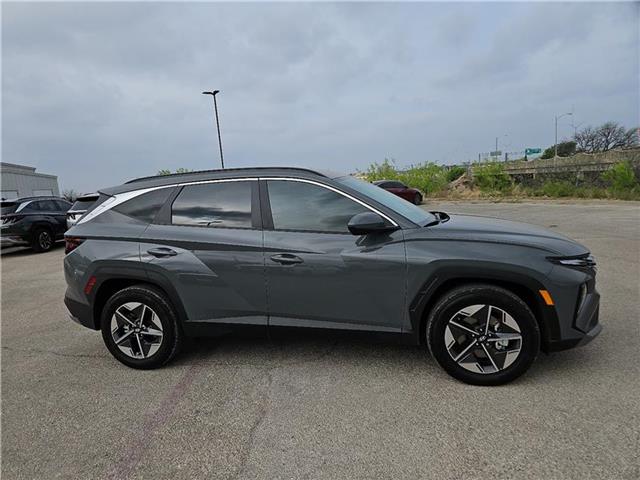 new 2025 Hyundai Tucson car