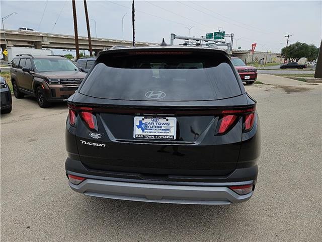 new 2025 Hyundai Tucson car
