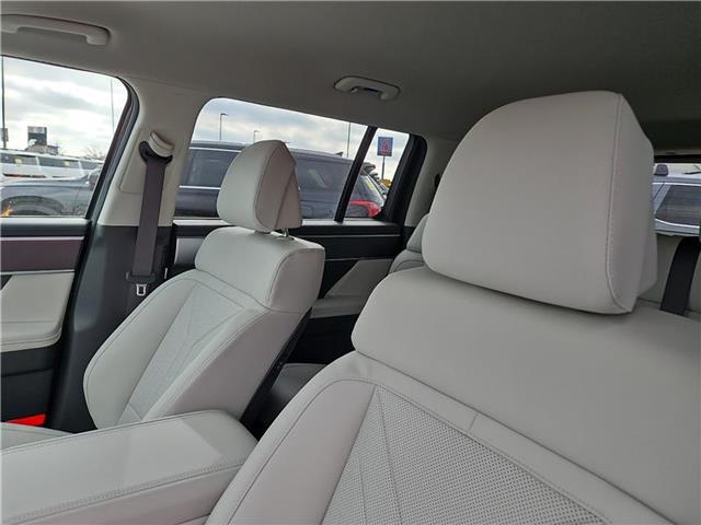 new 2025 Hyundai Santa Fe car