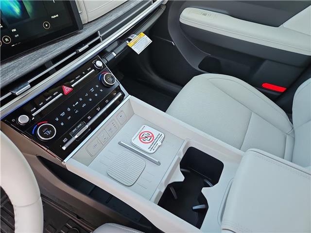 new 2025 Hyundai Santa Fe HEV car