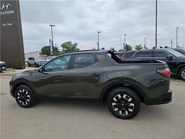 used 2025 Hyundai Santa Cruz car, priced at $31,920