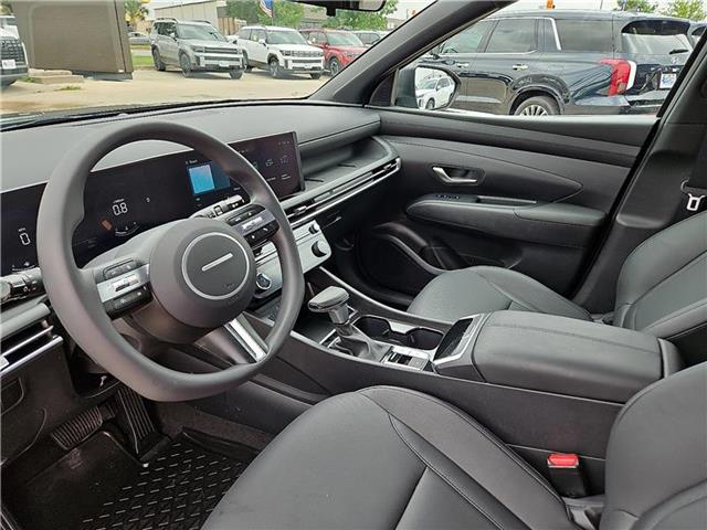 used 2025 Hyundai Santa Cruz car, priced at $31,920