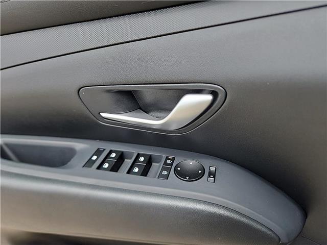 used 2025 Hyundai Santa Cruz car, priced at $31,920