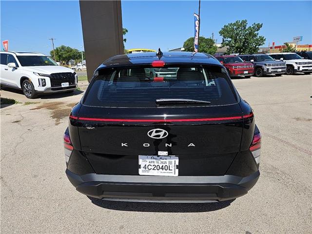 new 2025 Hyundai Kona car