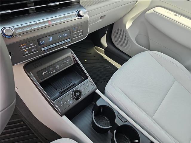 new 2025 Hyundai Kona car