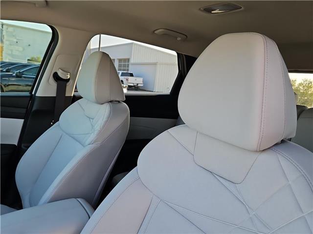 new 2025 Hyundai Tucson car, priced at $33,090