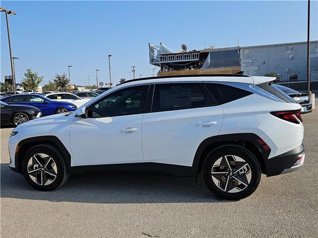 new 2025 Hyundai Tucson car, priced at $33,090