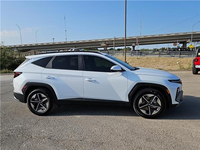 new 2025 Hyundai Tucson car, priced at $33,090