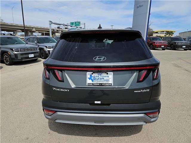 new 2025 Hyundai Tucson Hybrid car