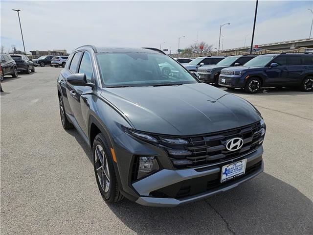 new 2025 Hyundai Tucson Hybrid car