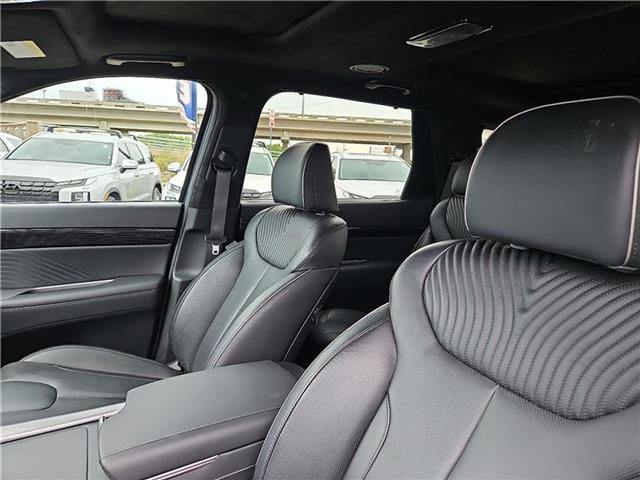 used 2024 Hyundai Palisade car, priced at $45,429