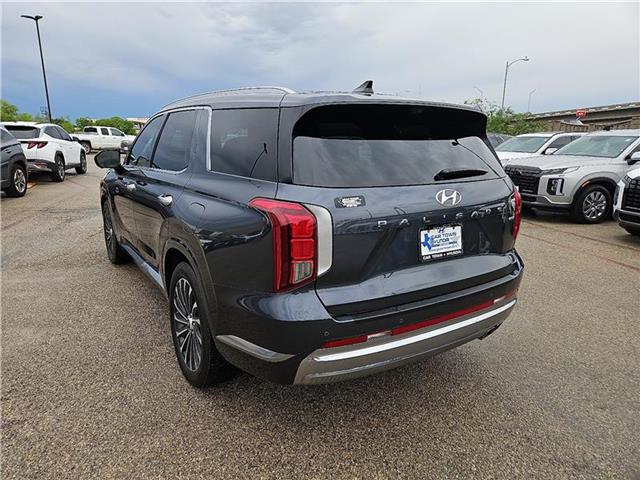 used 2024 Hyundai Palisade car, priced at $45,429