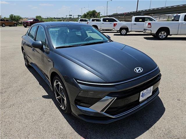 new 2024 Hyundai Sonata car, priced at $31,498