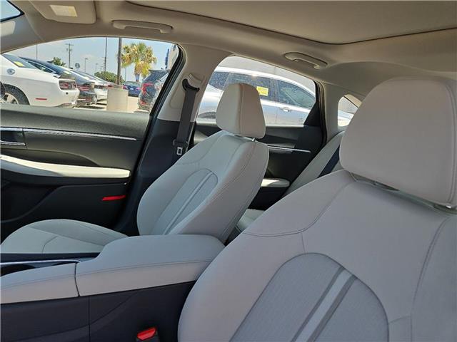 new 2024 Hyundai Sonata car, priced at $31,498