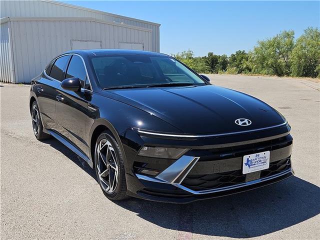 new 2024 Hyundai Sonata car, priced at $31,498