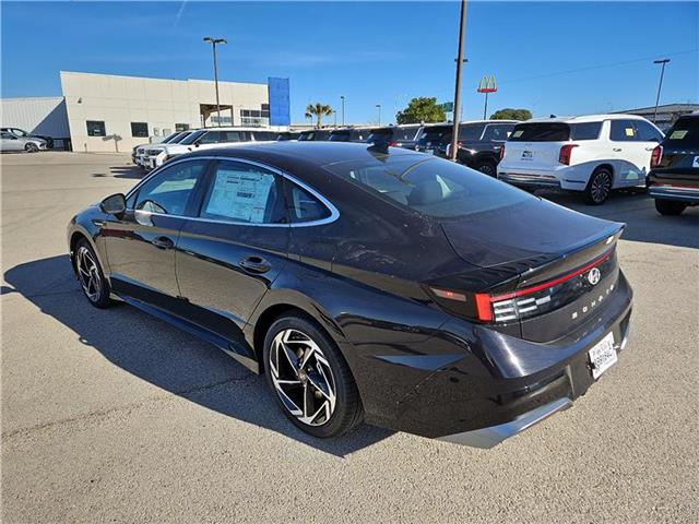 new 2024 Hyundai Sonata car, priced at $30,498