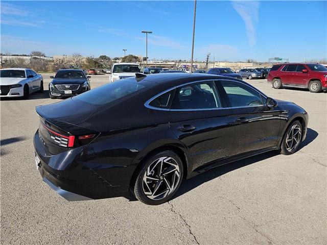 new 2024 Hyundai Sonata car, priced at $30,498