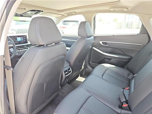 new 2024 Hyundai Sonata Hybrid car