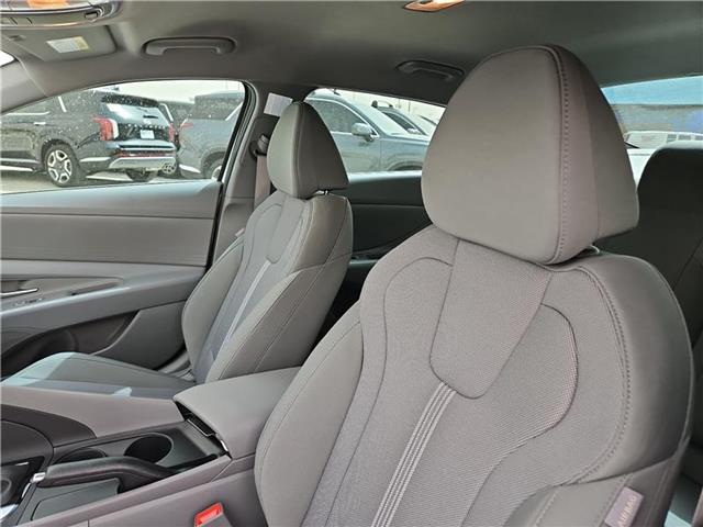 new 2025 Hyundai Elantra car