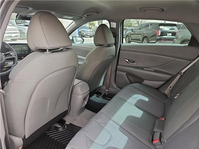 new 2025 Hyundai Elantra car