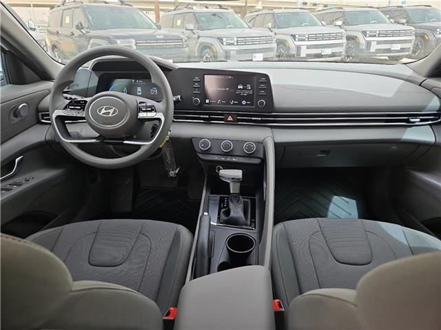 new 2025 Hyundai Elantra car