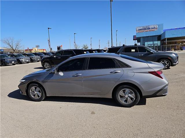 new 2025 Hyundai Elantra car