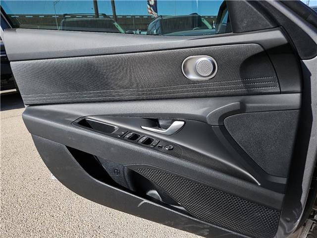 new 2025 Hyundai Elantra car