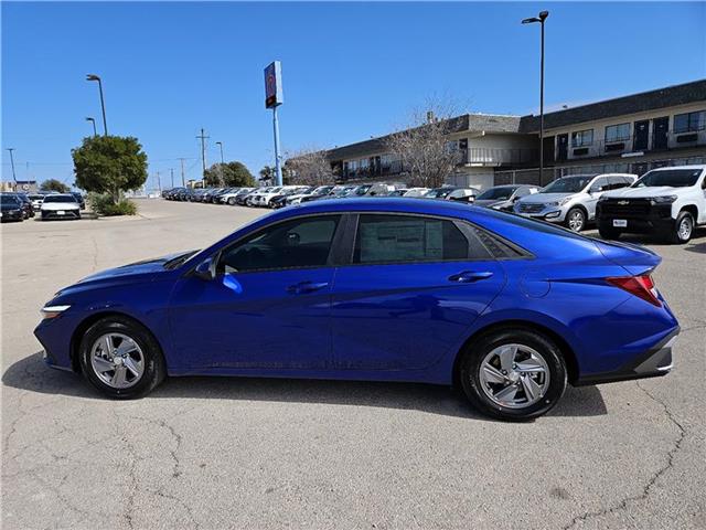 new 2025 Hyundai Elantra car