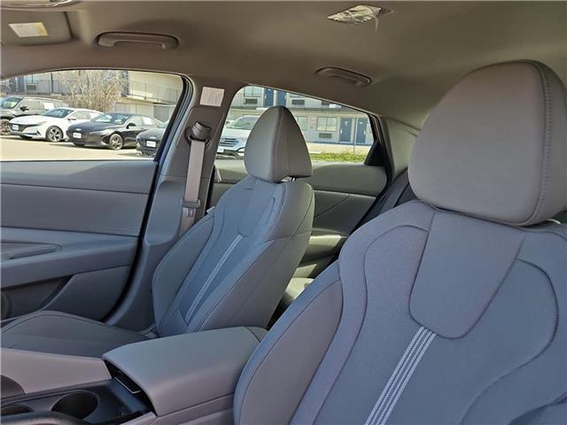new 2025 Hyundai Elantra car
