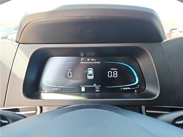 new 2025 Hyundai Elantra car