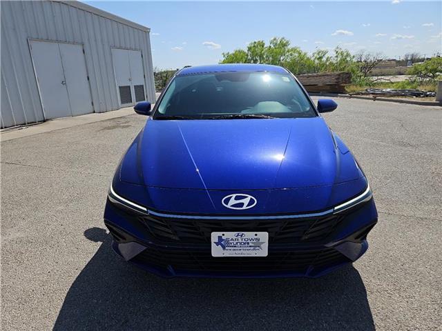 new 2025 Hyundai Elantra car