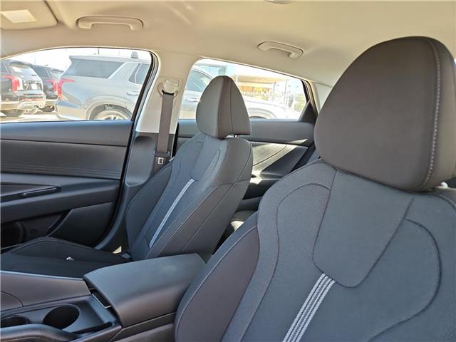 new 2025 Hyundai Elantra car