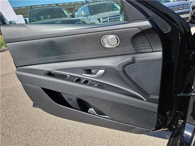 new 2025 Hyundai Elantra car