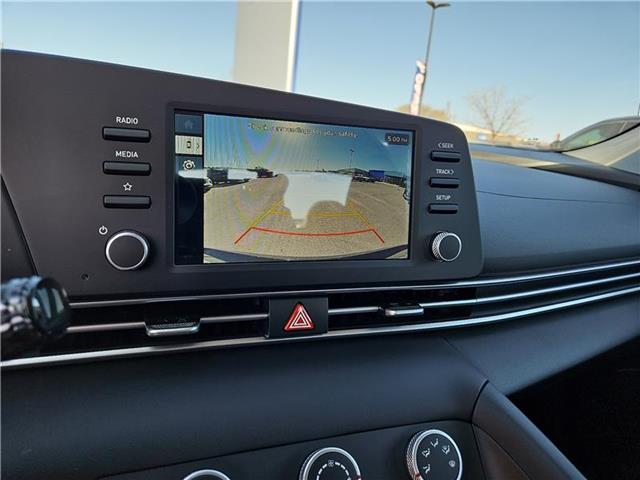 new 2025 Hyundai Elantra car