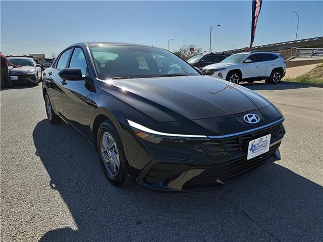 new 2025 Hyundai Elantra car