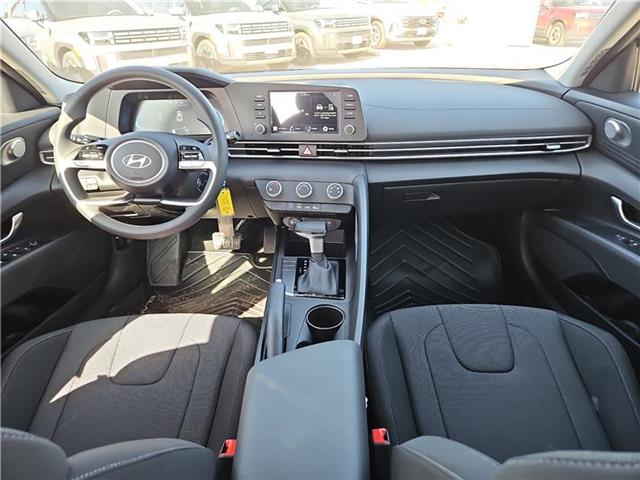 new 2025 Hyundai Elantra car