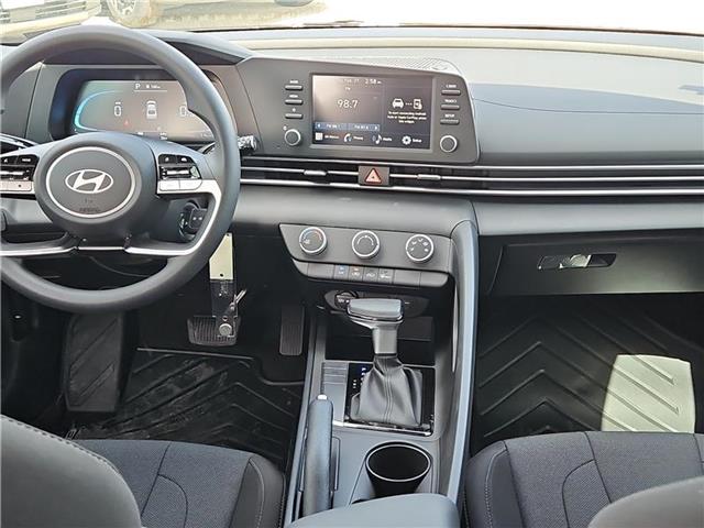 new 2025 Hyundai Elantra car