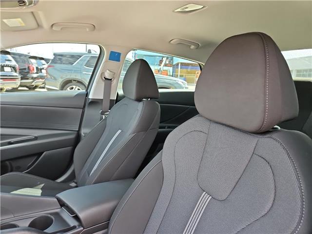 new 2025 Hyundai Elantra car