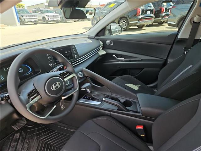 new 2025 Hyundai Elantra car