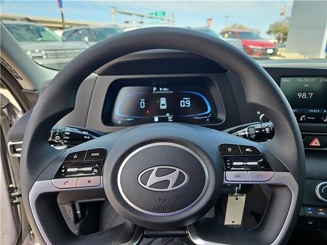 new 2025 Hyundai Elantra car