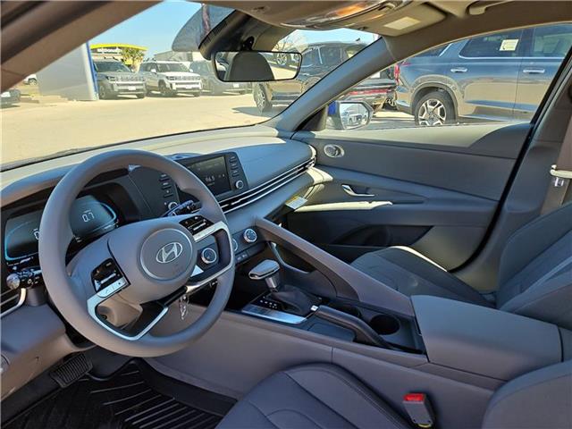 new 2025 Hyundai Elantra car