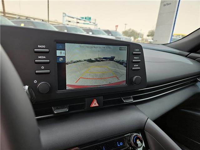 new 2025 Hyundai Elantra car