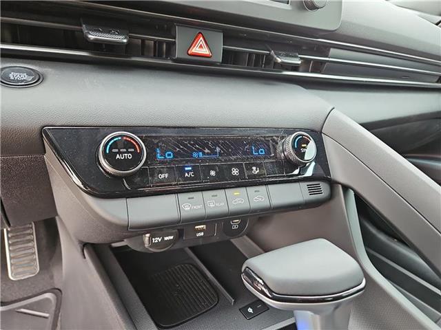new 2025 Hyundai Elantra car