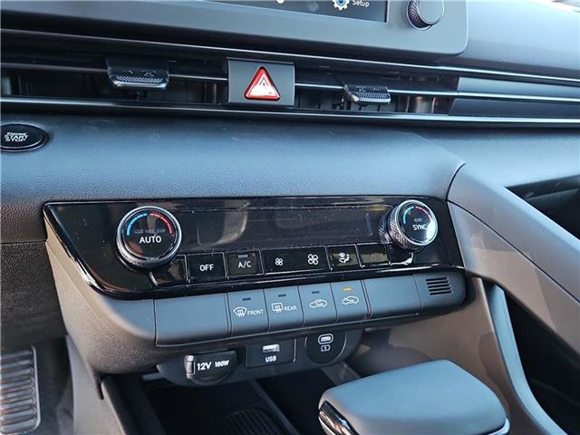 new 2025 Hyundai Elantra car