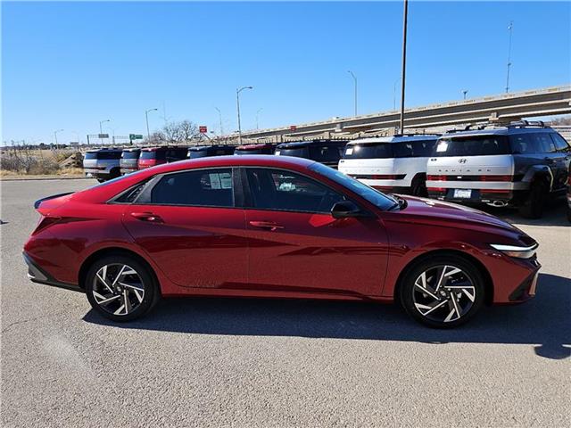 new 2025 Hyundai Elantra car