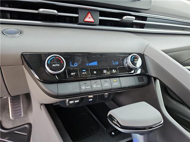 new 2025 Hyundai Elantra car