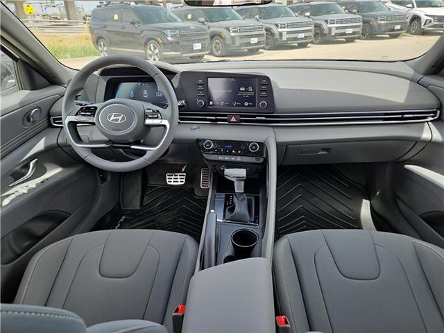 new 2025 Hyundai Elantra car