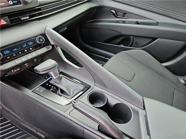 new 2025 Hyundai Elantra car