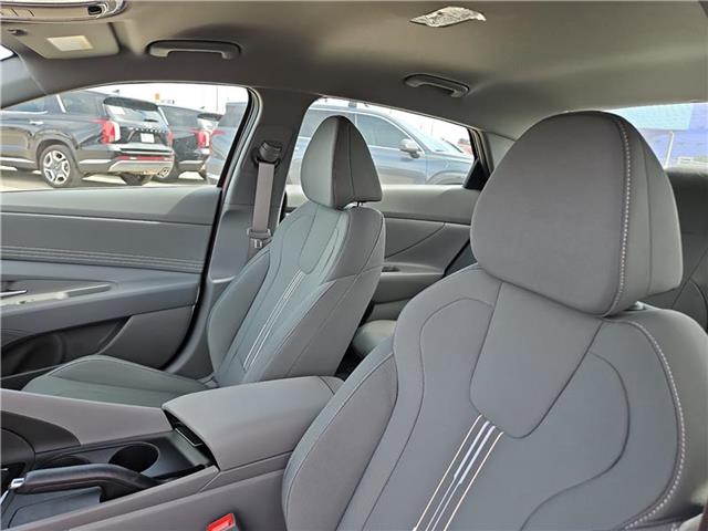 new 2025 Hyundai Elantra car